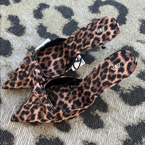 Zara Bow Leopard Animal Print Kitten Heel Mules - Picture 3 of 13